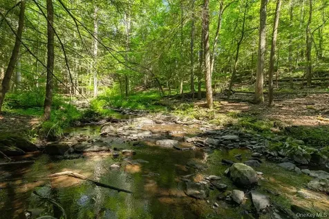 128 Sawmill Road Red Hook NY 12571