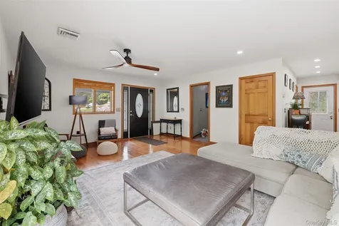 128 Sawmill Road Red Hook NY 12571