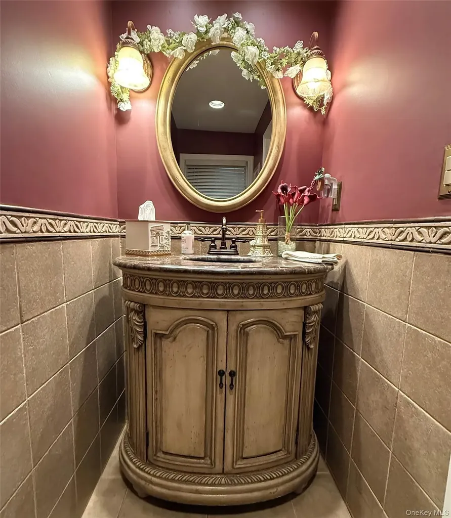3379 Harold Street Oceanside NY 11572