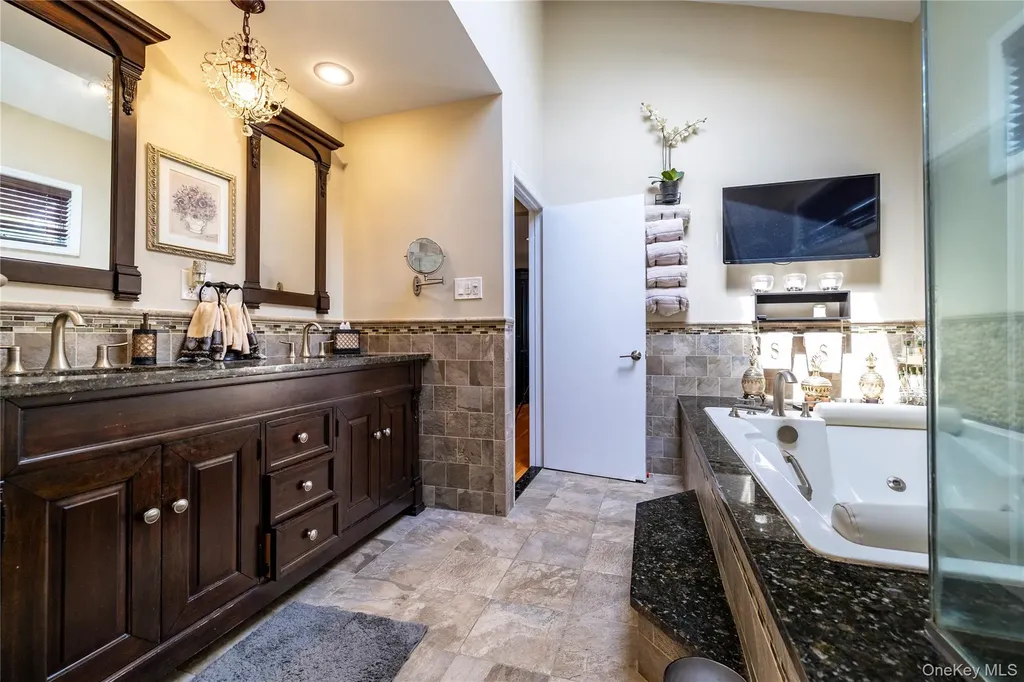 3379 Harold Street Oceanside NY 11572