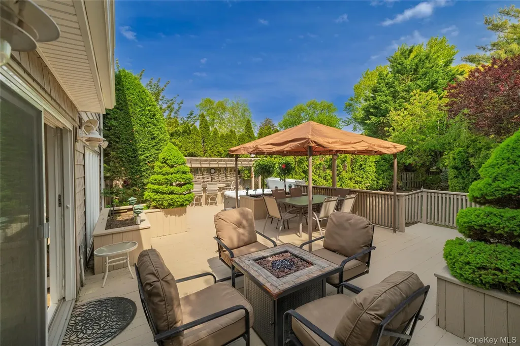 3379 Harold Street Oceanside NY 11572