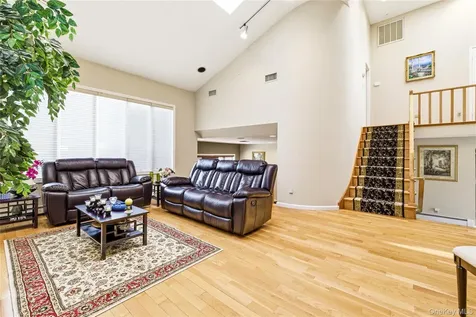 3379 Harold Street Oceanside NY 11572