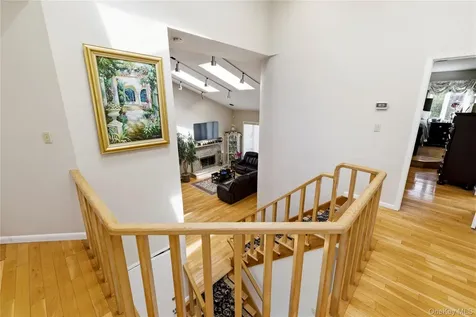 3379 Harold Street Oceanside NY 11572