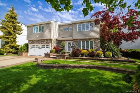 3379 Harold Street Oceanside NY 11572