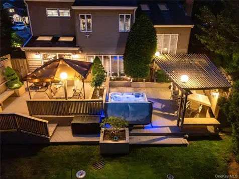 3379 Harold Street Oceanside NY 11572