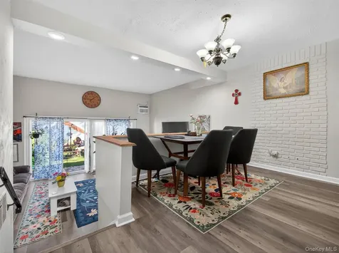 41 Mclaughlin Avenue West Haverstraw NY 10993
