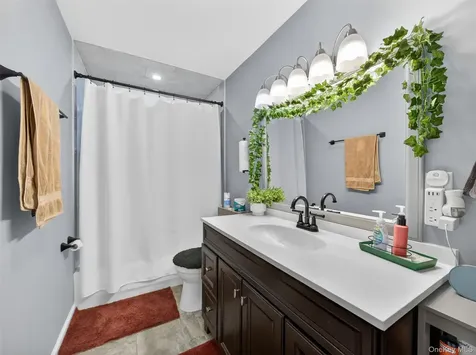 41 Mclaughlin Avenue West Haverstraw NY 10993