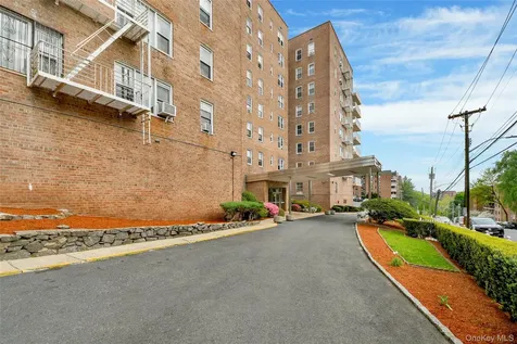 300 N Broadway Yonkers NY 10701