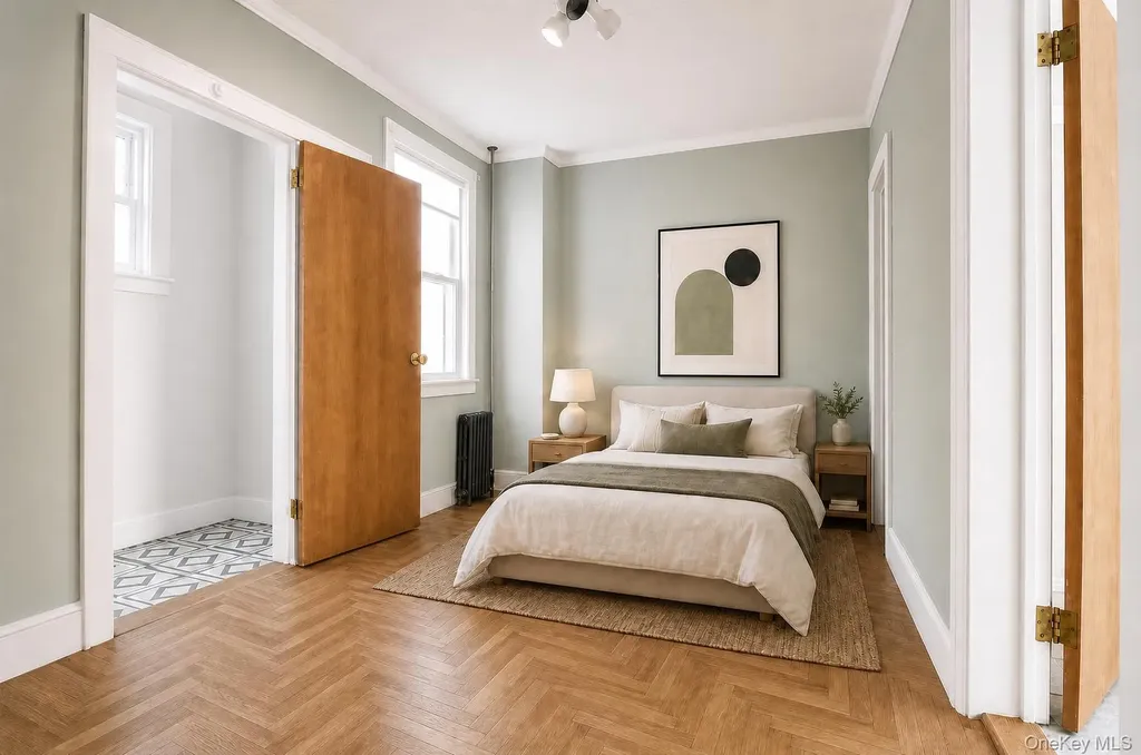 69-15 69th Place Glendale NY 11385
