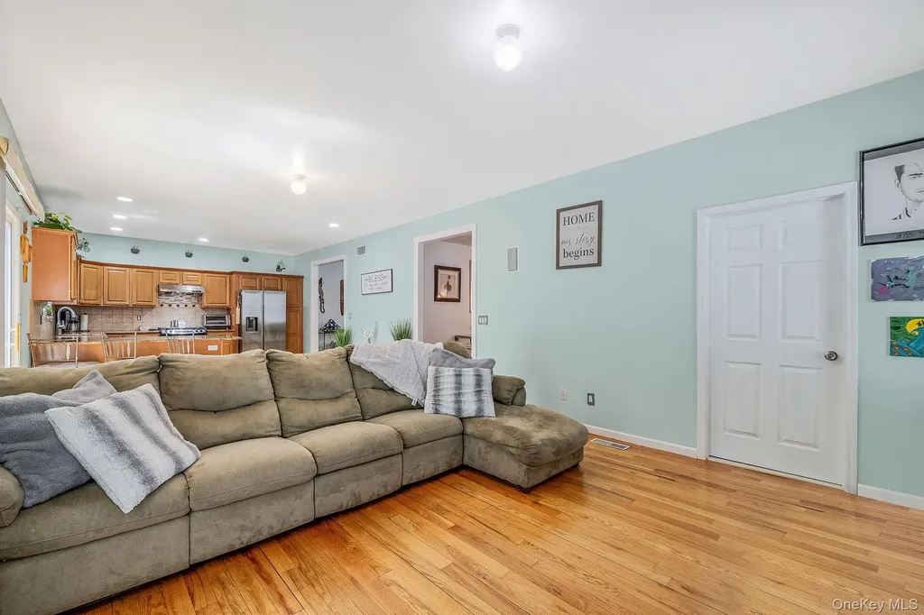 72 Rushmore Street South Huntington NY 11746