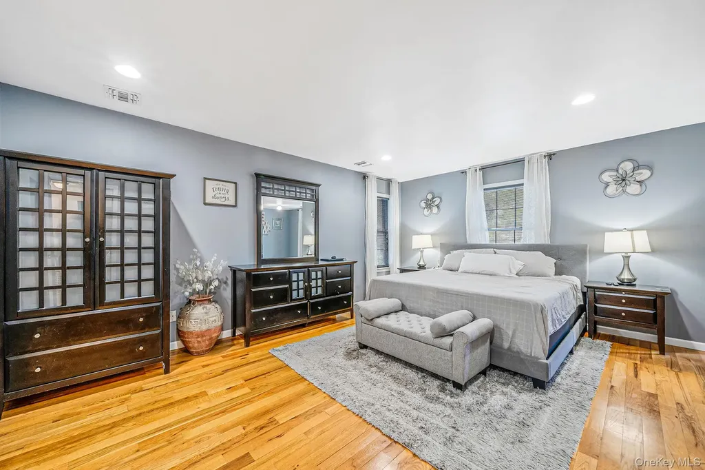 72 Rushmore Street South Huntington NY 11746