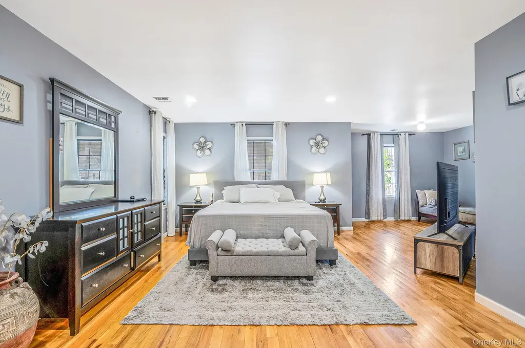 72 Rushmore Street South Huntington NY 11746
