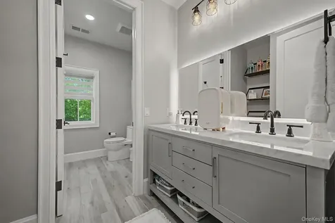40 Hamilton Drive Chappaqua NY 10514