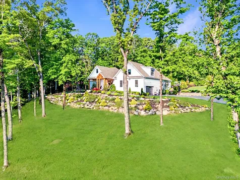 40 Hamilton Drive Chappaqua NY 10514