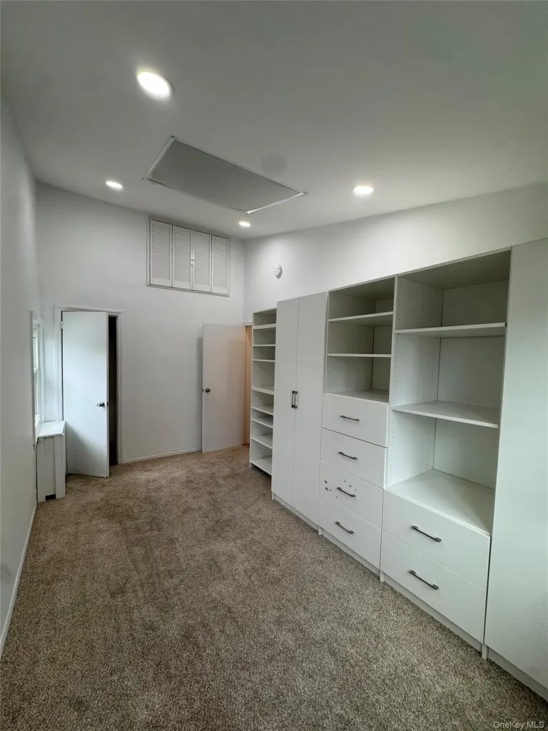 630 Tulip Avenue Floral Park NY 11001