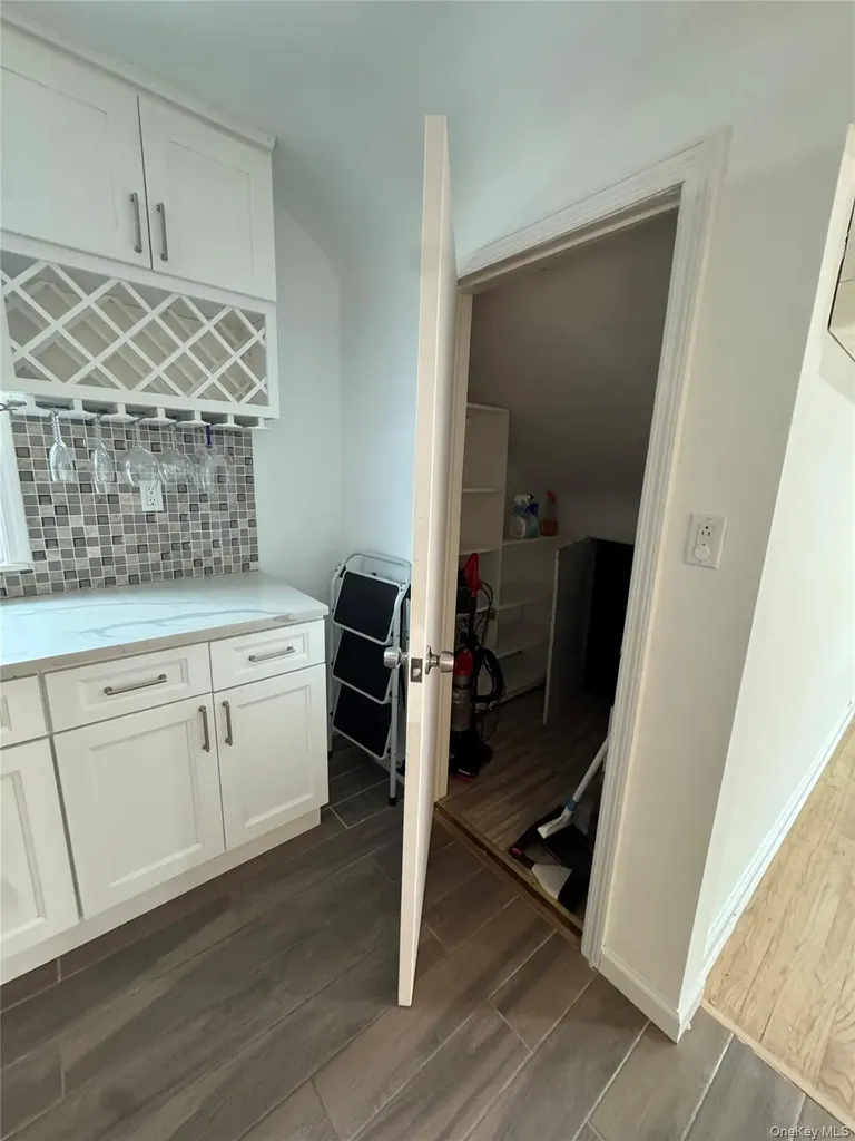 630 Tulip Avenue Floral Park NY 11001