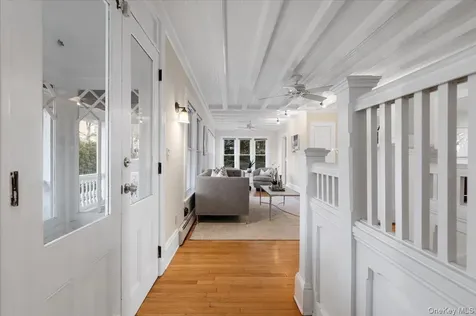 68 A Carlton Avenue Port Washington NY 11050