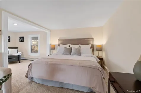68 A Carlton Avenue Port Washington NY 11050