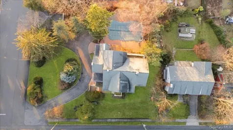 68 A Carlton Avenue Port Washington NY 11050
