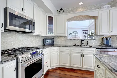 2 Phillips Drive Stony Point NY 10980