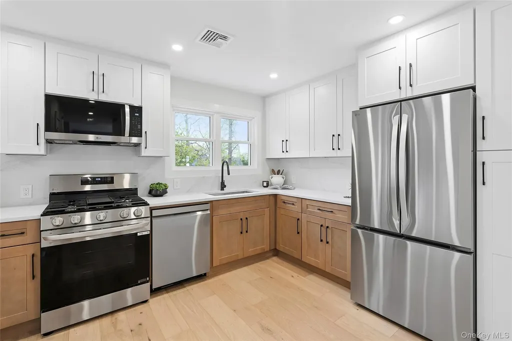 53 Shore Road Hampton Bays NY 11946