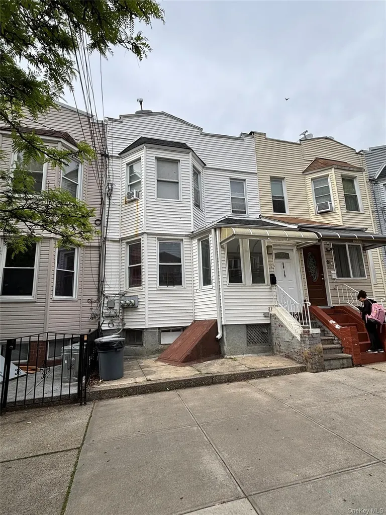 6019 80th Avenue Glendale NY 11385