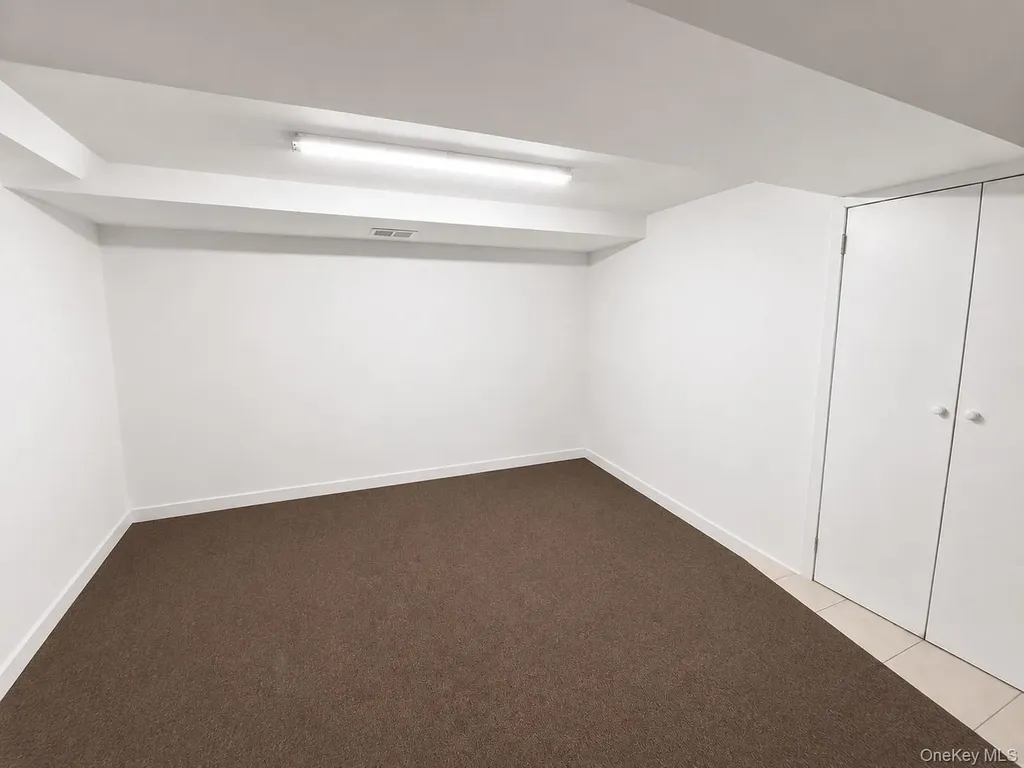 6019 80th Avenue Glendale NY 11385