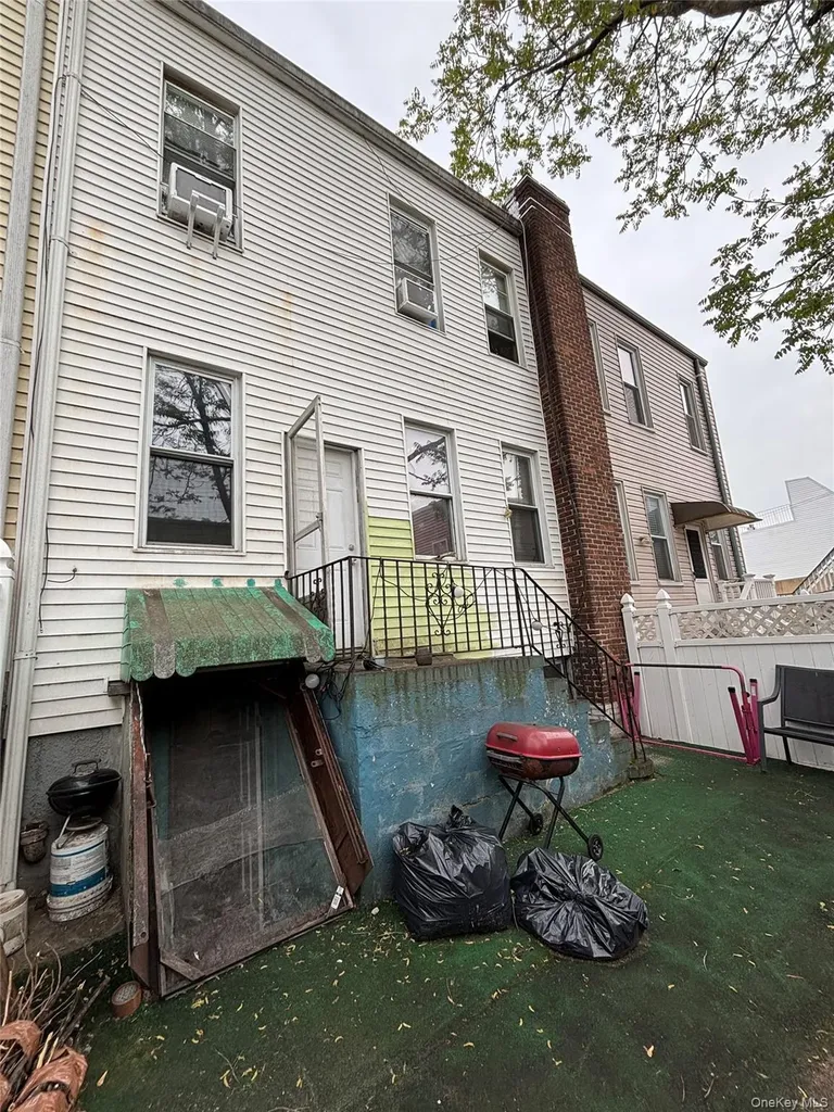 6019 80th Avenue Glendale NY 11385