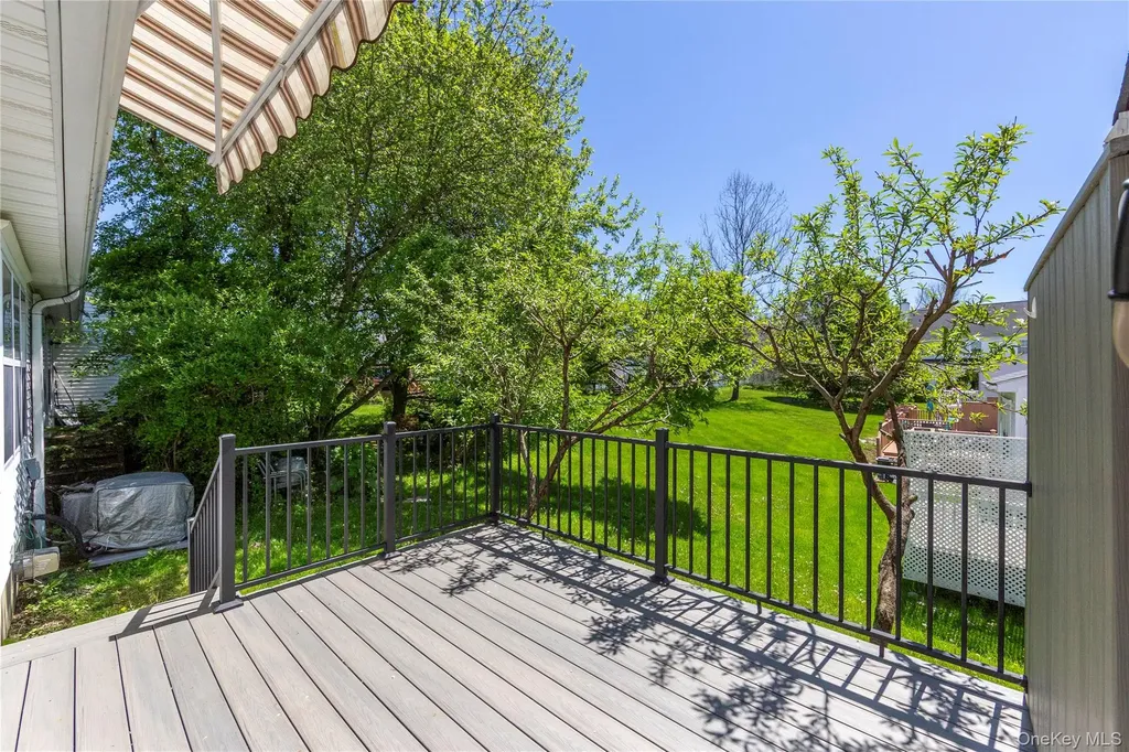 12 John Kane Court Pawling NY 12564