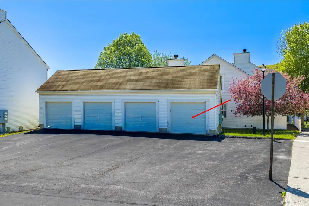 12 John Kane Court Pawling NY 12564