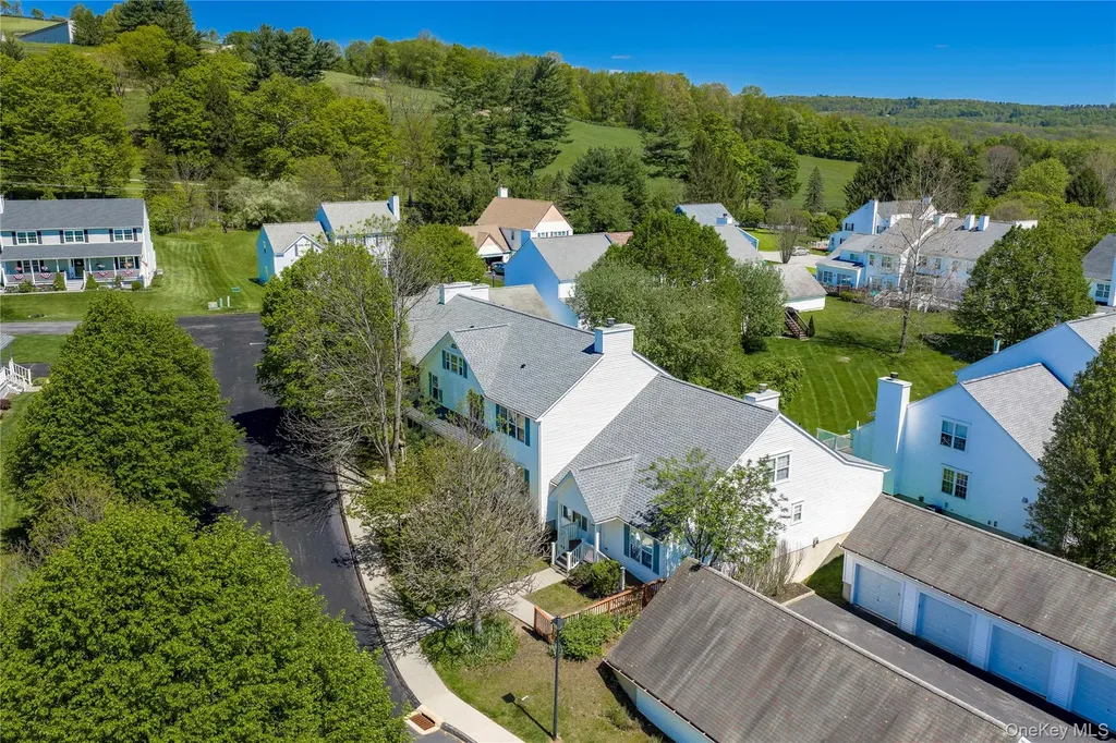 12 John Kane Court Pawling NY 12564