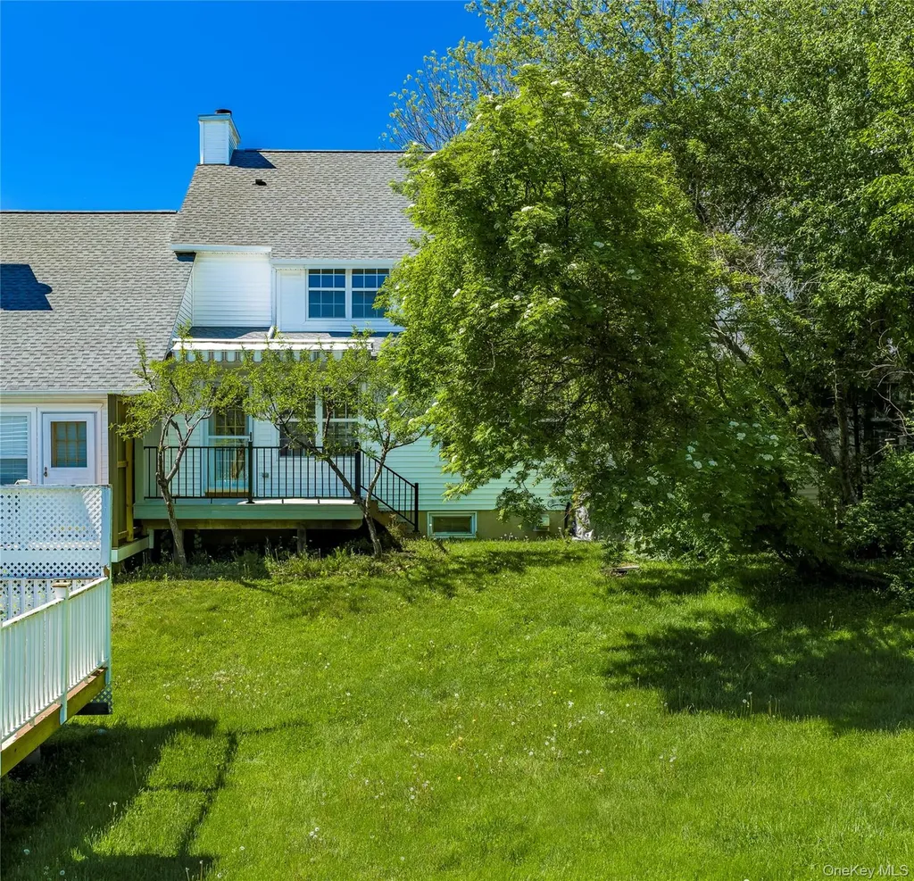 12 John Kane Court Pawling NY 12564