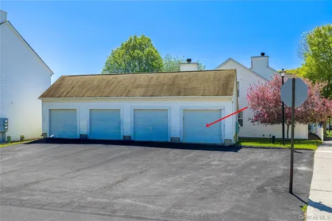 12 John Kane Court Pawling NY 12564