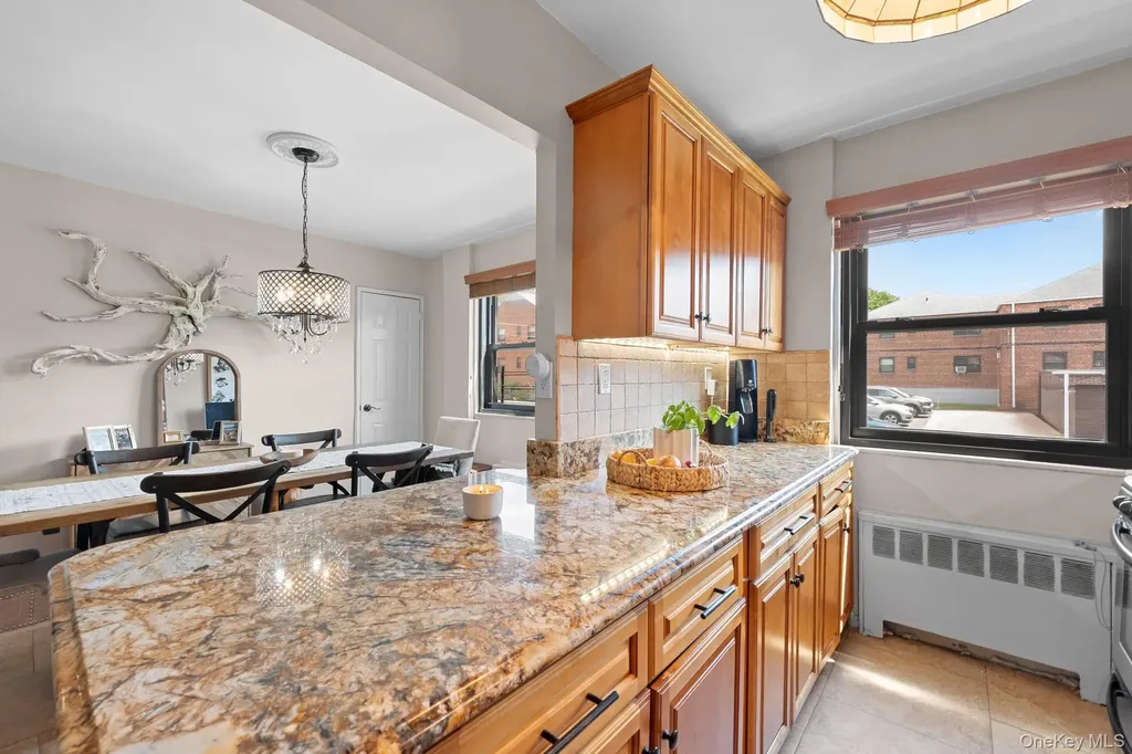 81-16 155 Howard Beach NY 11414