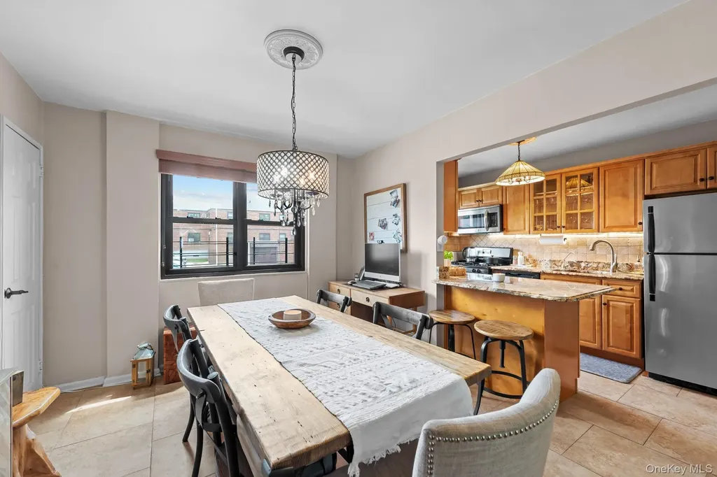 81-16 155 Howard Beach NY 11414