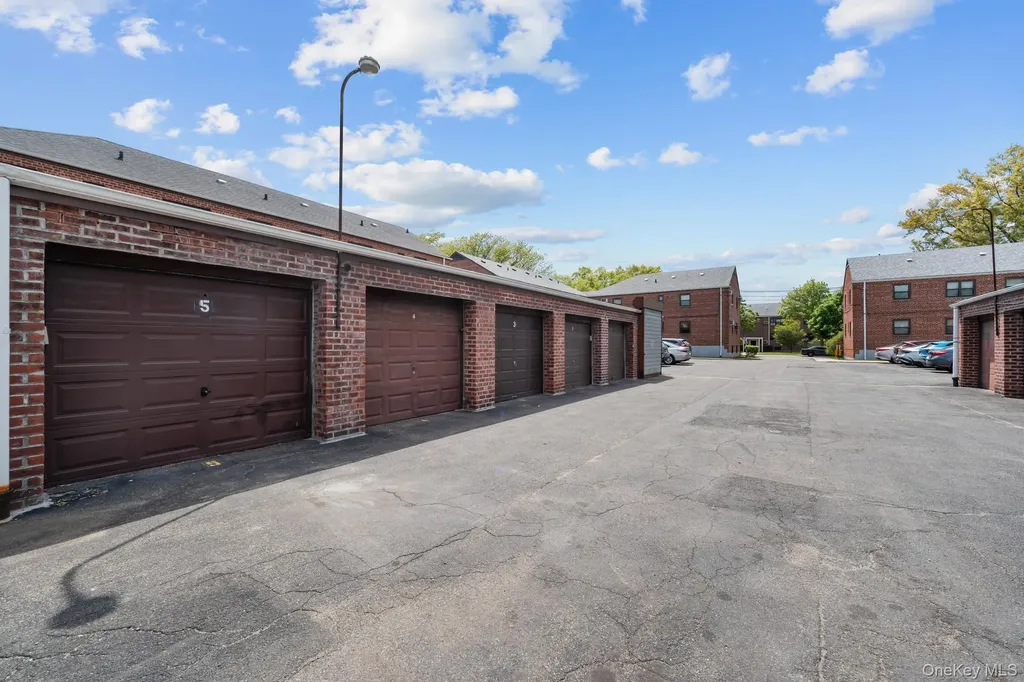 81-16 155 Howard Beach NY 11414