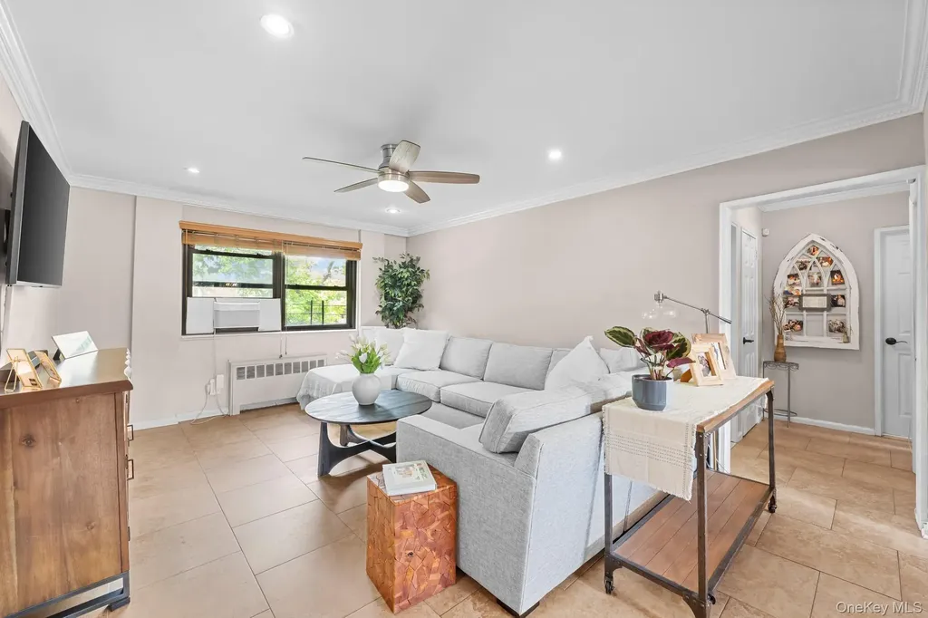 81-16 155 Howard Beach NY 11414