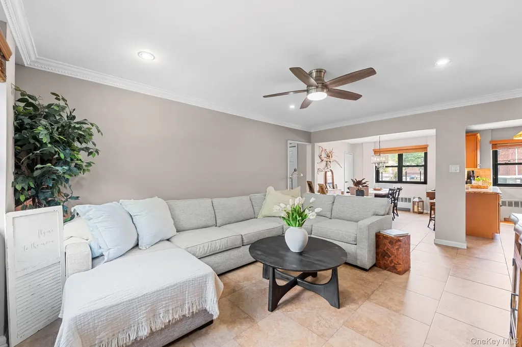 81-16 155 Howard Beach NY 11414