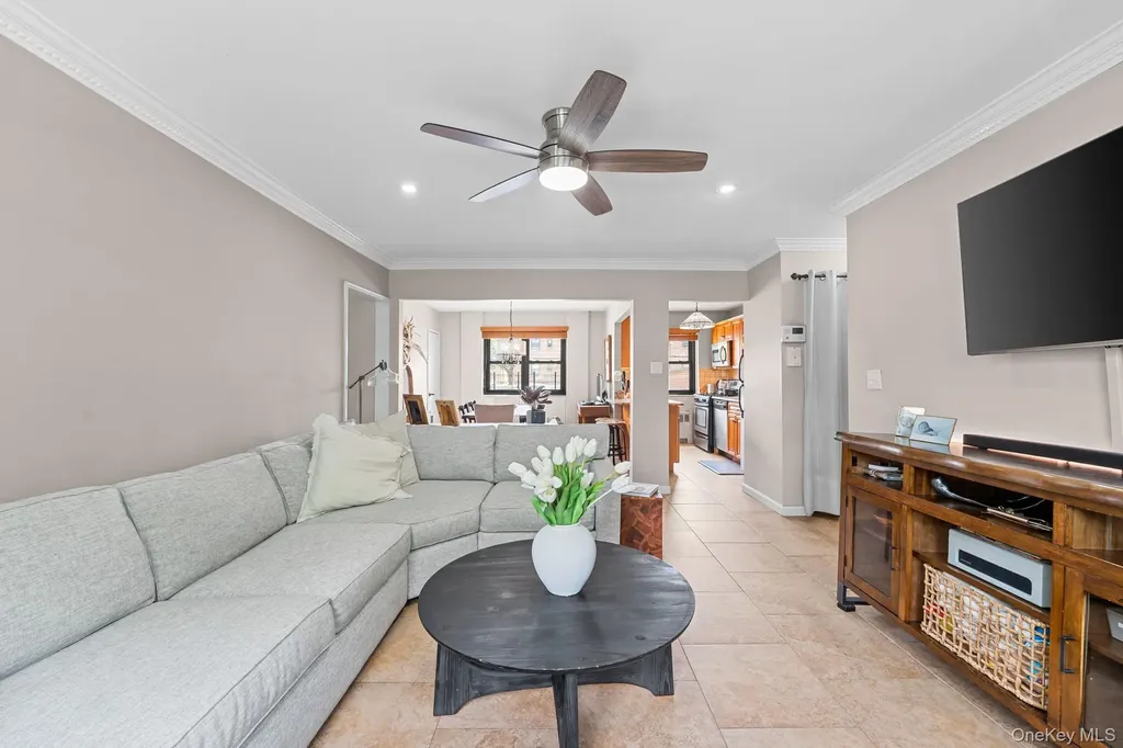 81-16 155 Howard Beach NY 11414