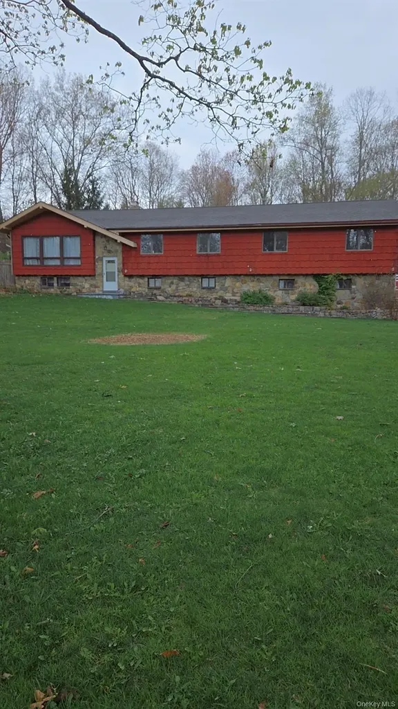 193 Overhill Road Stormville NY 12582