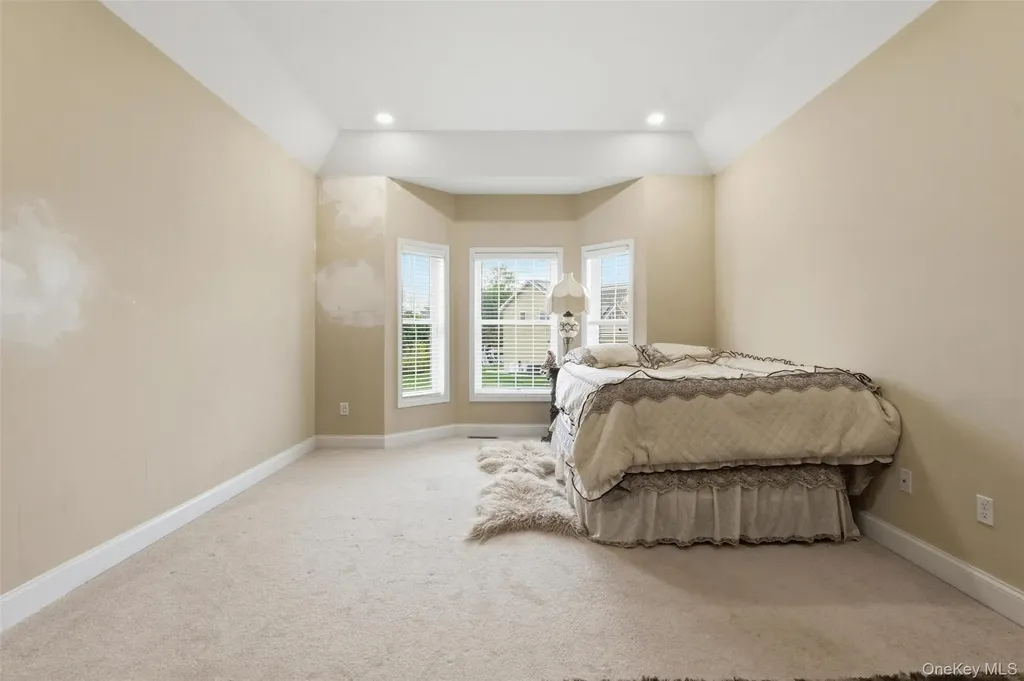 10 Village Gate Way Monroe NY 10950
