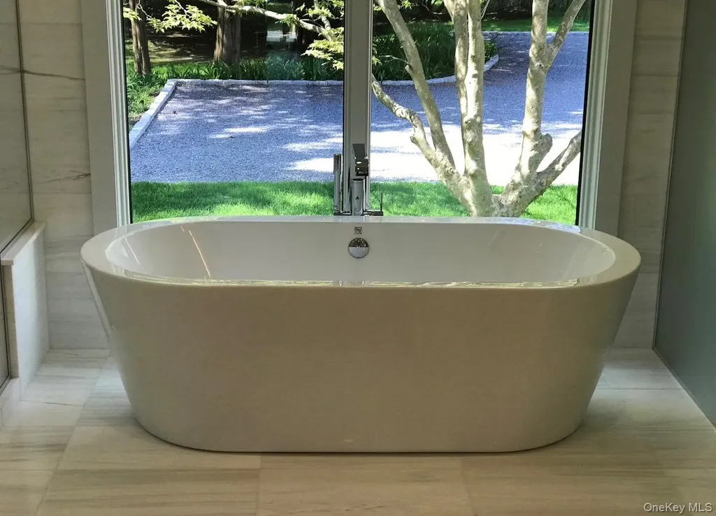 263 Ferry Road Sag Harbor NY 11963