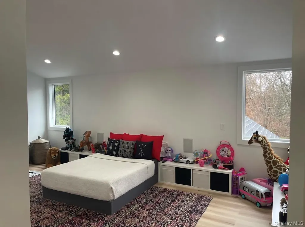 263 Ferry Road Sag Harbor NY 11963