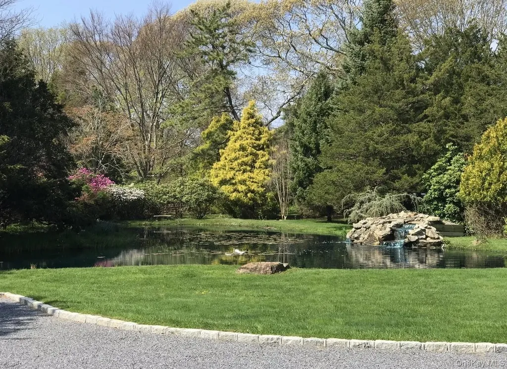 263 Ferry Road Sag Harbor NY 11963