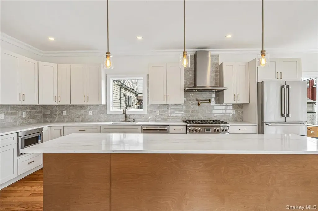 29 Baldwin Drive West Hempstead NY 11552