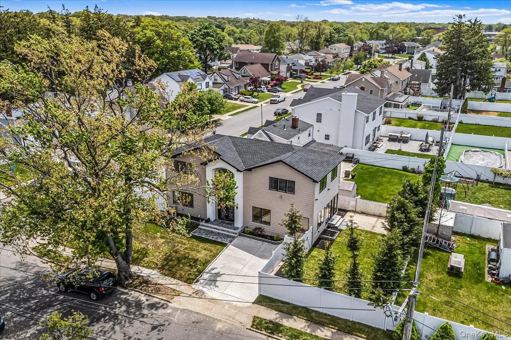 29 Baldwin Drive West Hempstead NY 11552
