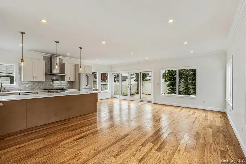 29 Baldwin Drive West Hempstead NY 11552