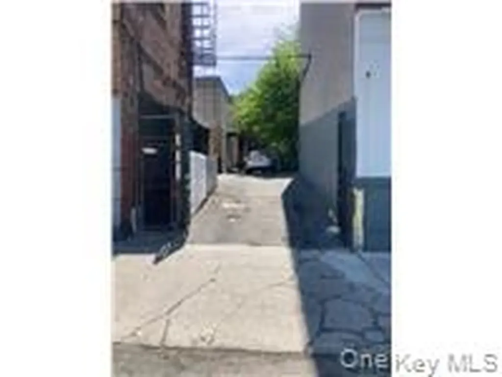 349 S Broadway Yonkers NY 10705