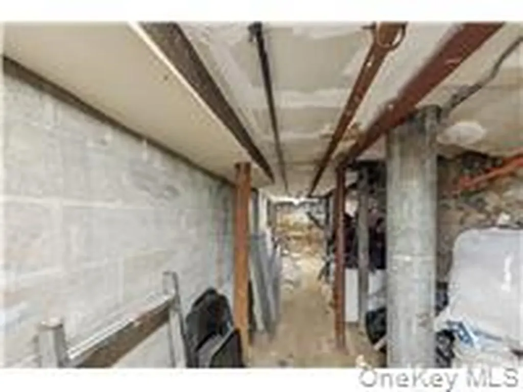 349 S Broadway Yonkers NY 10705