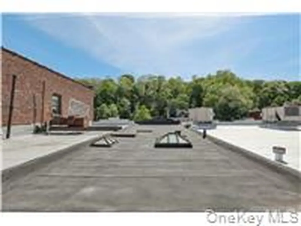 349 S Broadway Yonkers NY 10705